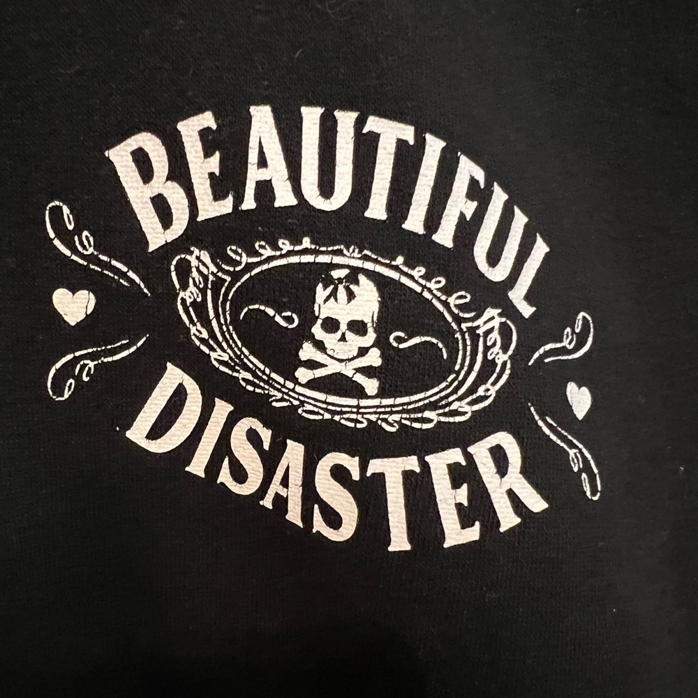 Beautiful Disaster Statement Hoodie What Doesn’t Kill You XL OBSOLETE & RARE‼️ - Picture 15 of 15